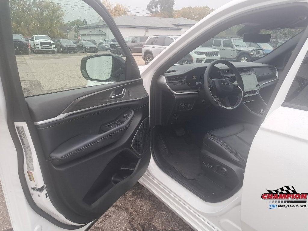 2026 Jeep Grand Cherokee Limited Reserve 4x4