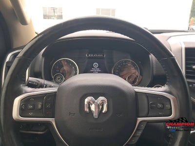 2020 RAM 1500 Big Horn Crew Cab 4x4 5'7' Box