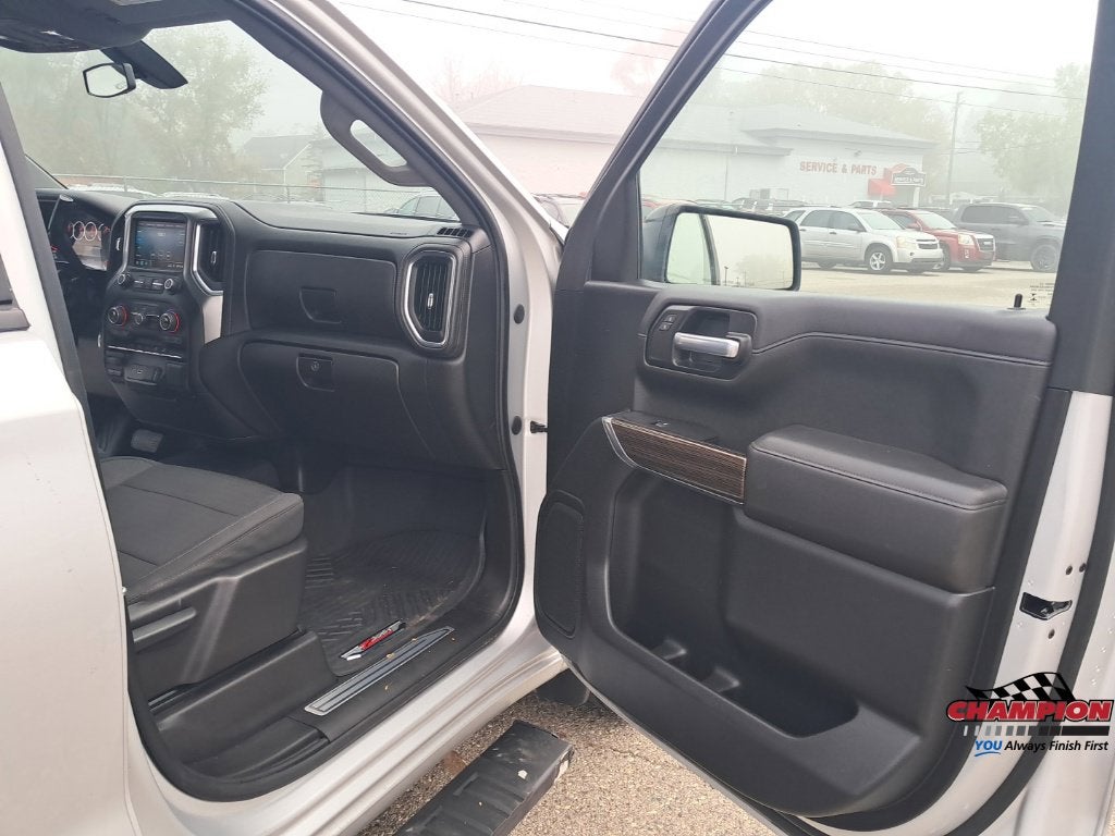 2021 Chevrolet Silverado 1500 4WD Crew Cab Short Bed RST