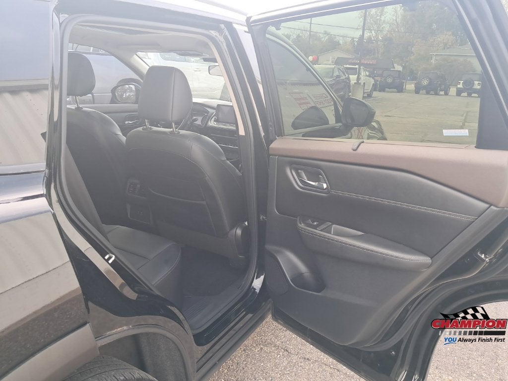 2023 Nissan Rogue SV Intelligent AWD