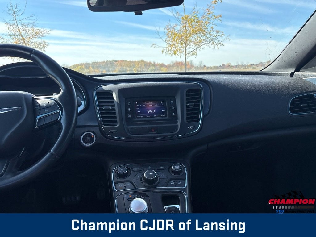 2015 Chrysler 200 S