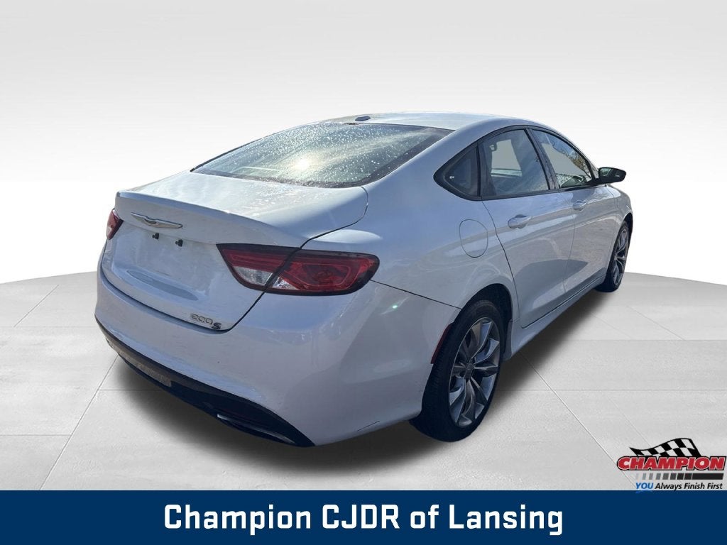 2015 Chrysler 200 S