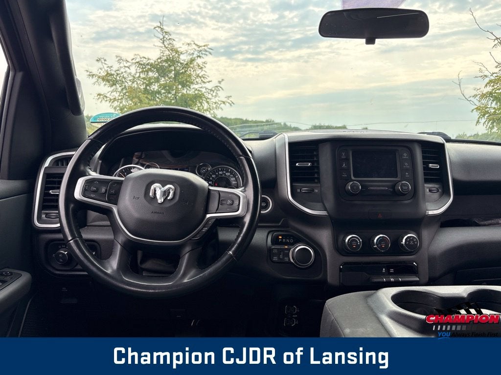 2021 RAM 1500 Big Horn Crew Cab 4x4 5'7' Box