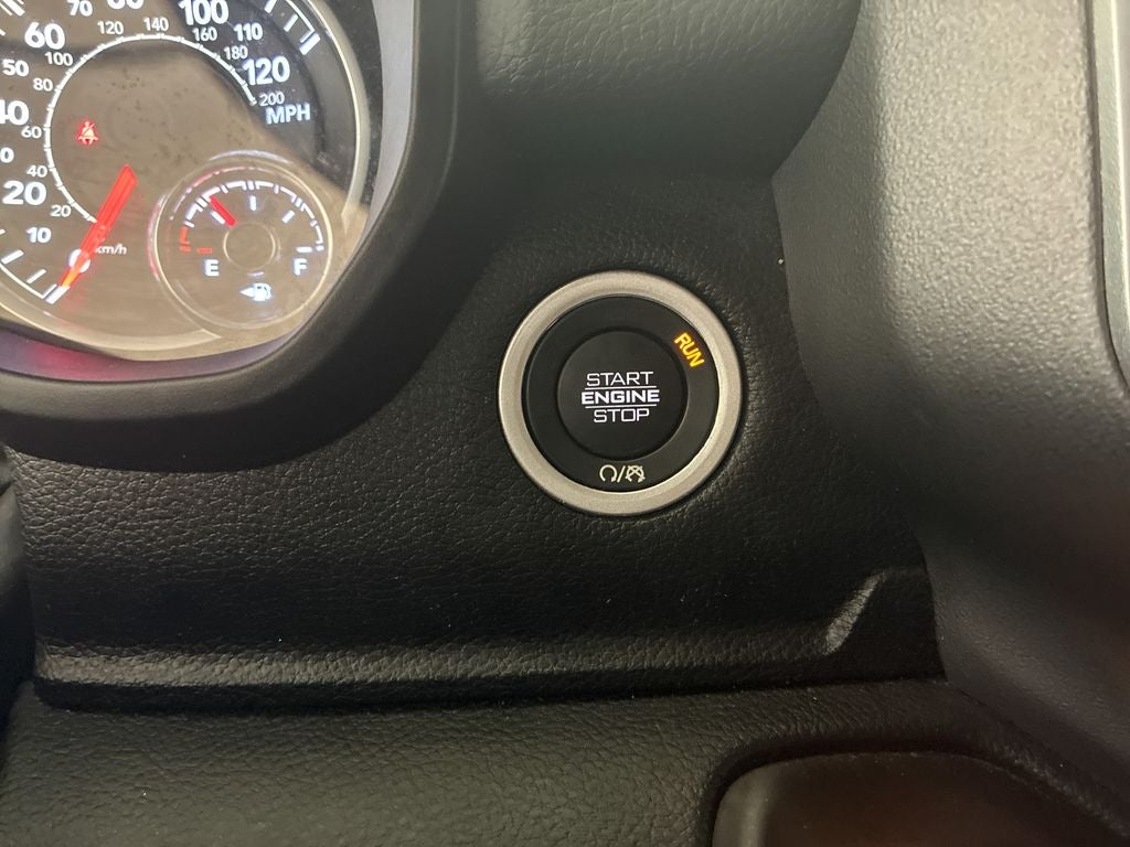 2023 RAM 1500 Big Horn Crew Cab 4x4 5'7' Box