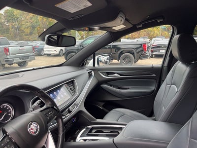 2022 Buick Enclave Essence