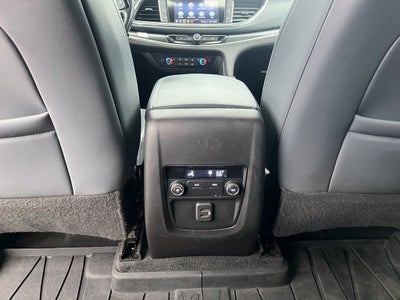2022 Buick Enclave Essence