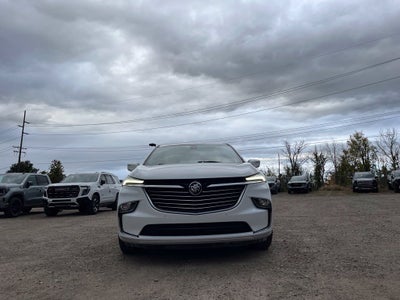 2022 Buick Enclave Essence