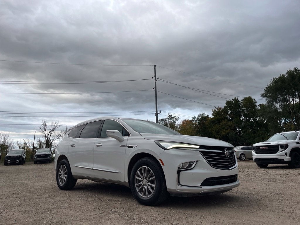 2022 Buick Enclave Essence