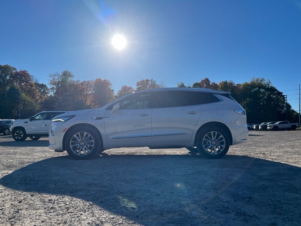 2023 Buick Enclave Avenir