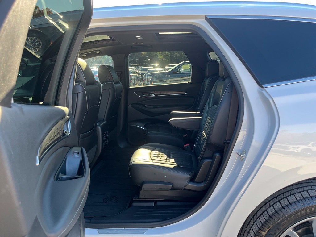 2023 Buick Enclave Avenir
