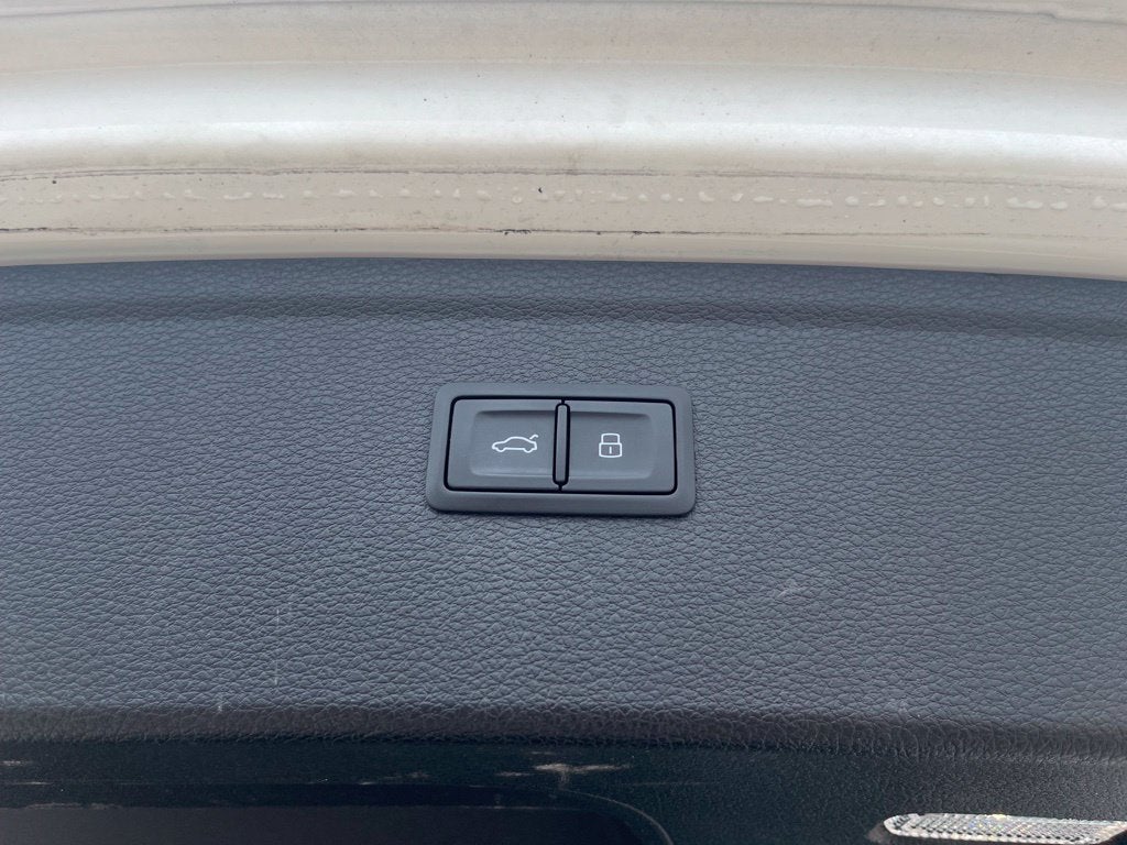 2020 Audi Q5 Premium Plus