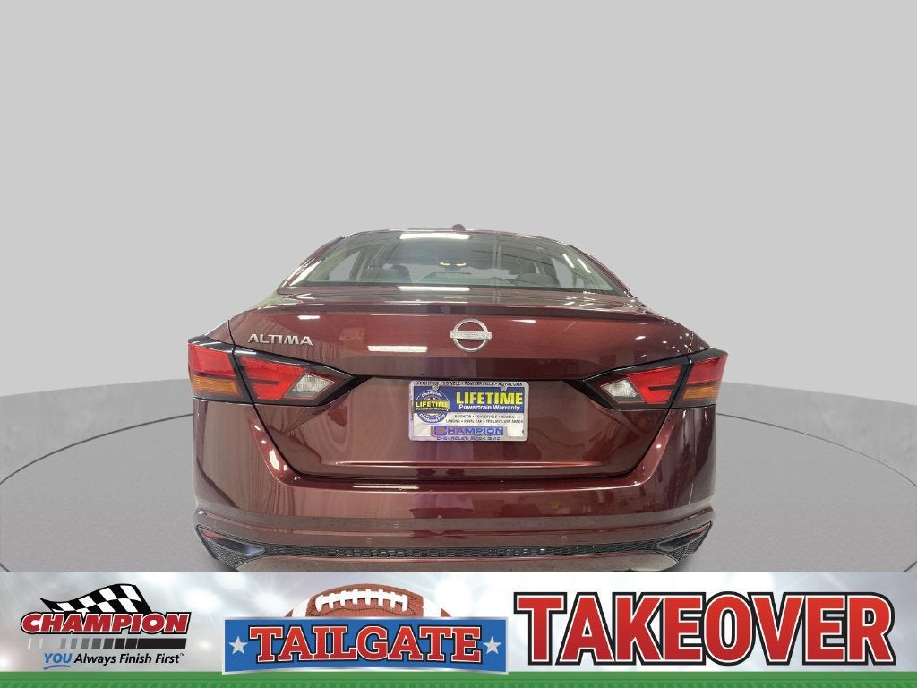 2025 Nissan Altima SV