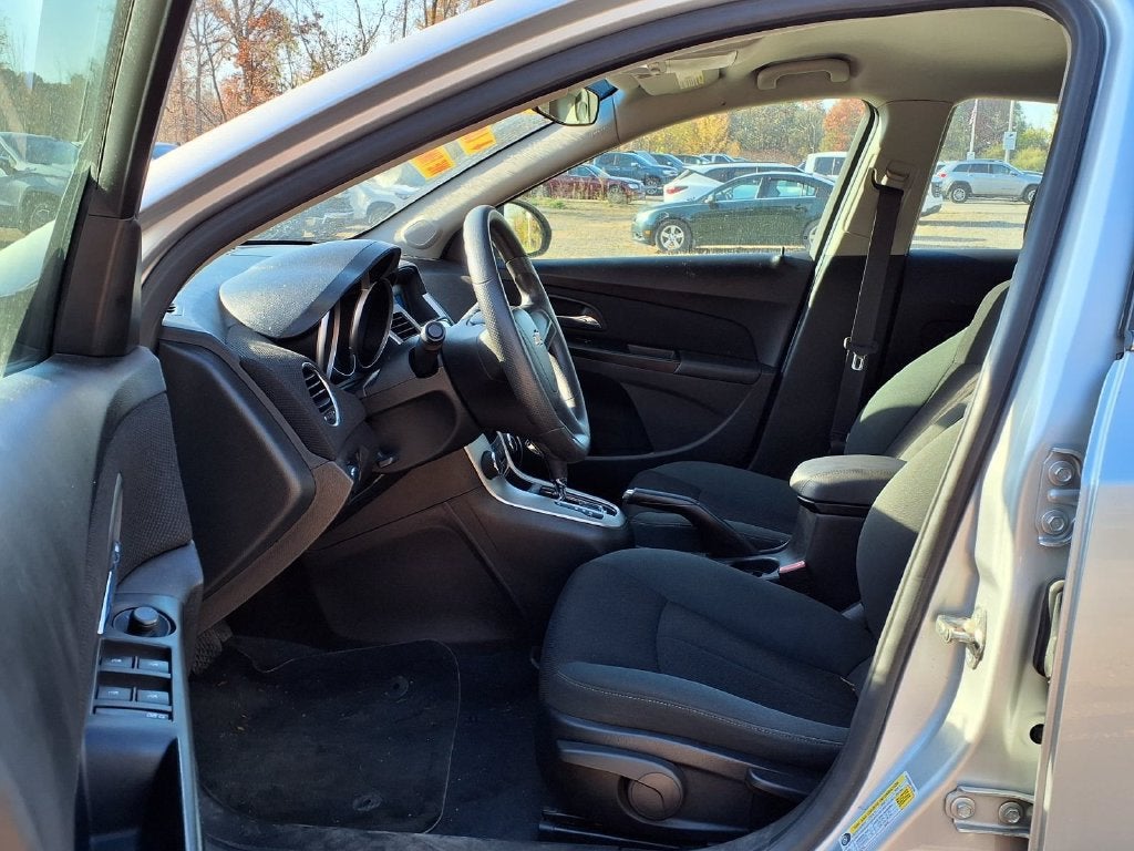 2011 Chevrolet Cruze LT w/1FL