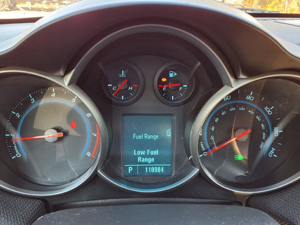 2011 Chevrolet Cruze LT w/1FL
