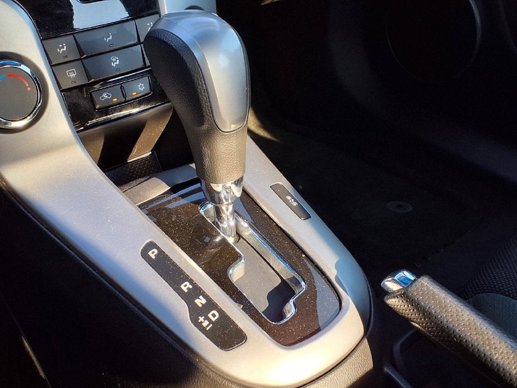 2011 Chevrolet Cruze LT w/1FL