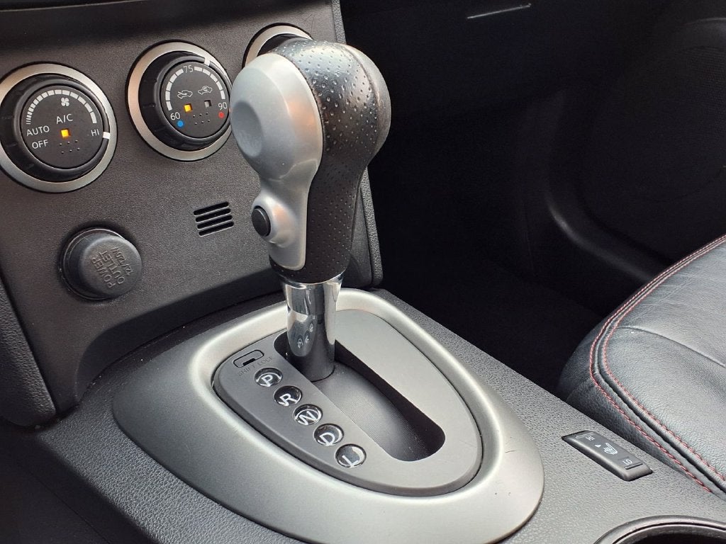 2011 Nissan Rogue SV