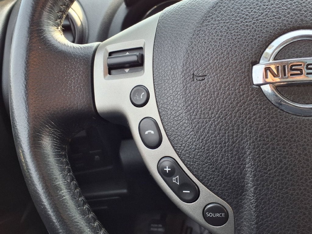 2011 Nissan Rogue SV